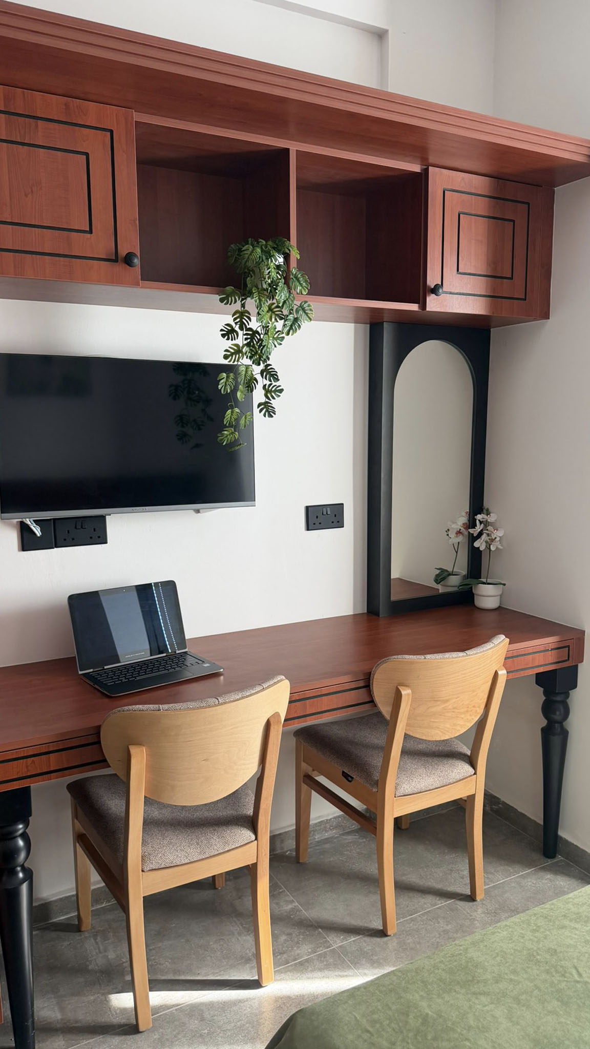 Kıbrıs Konağı Twin Room aydınlık oda içi genel bakış